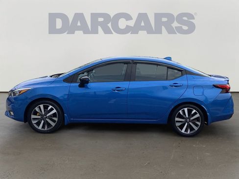 Used 2020 Nissan Versa SR image 4