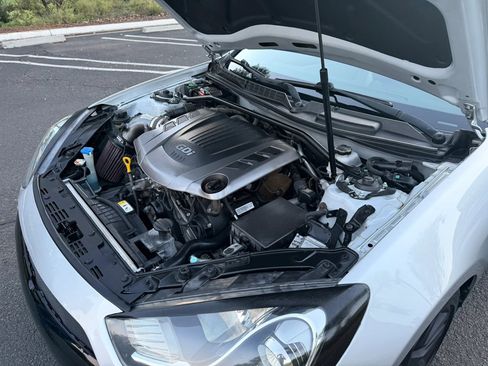 Used 2014 Hyundai Genesis 3.8 image 28