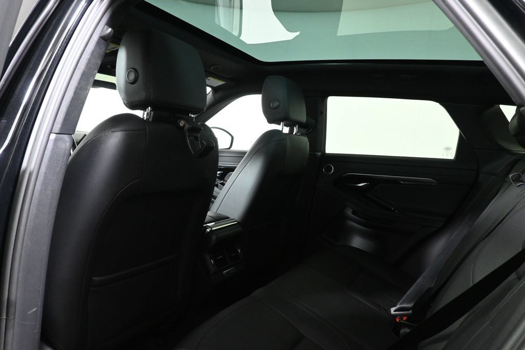 Used 2023 Land Rover Range Rover Evoque R-Dynamic SE AWD/4WD image 27