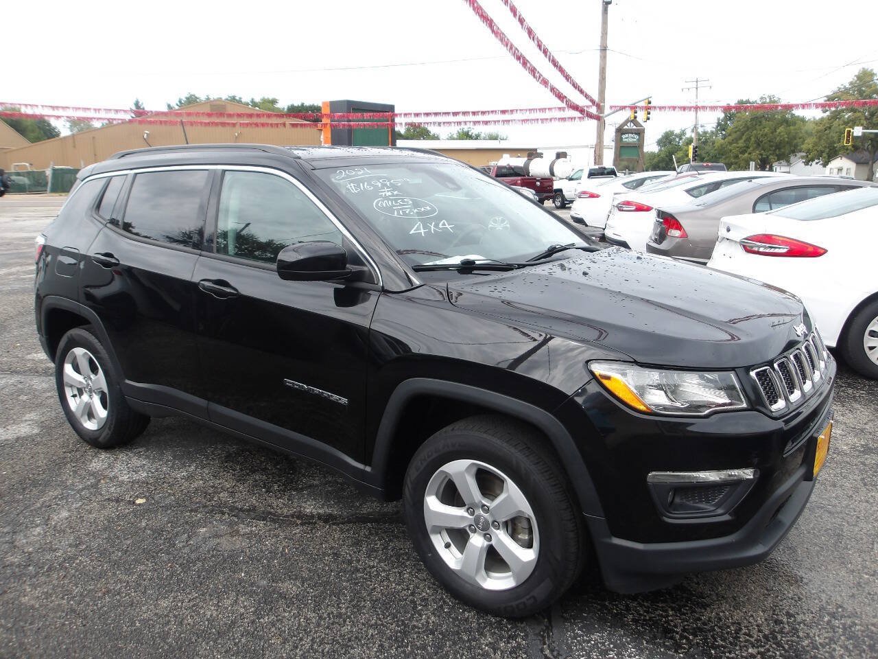 Used 2021 Jeep Compass Latitude w/ Driver Assistance Group AWD/4WD image 1