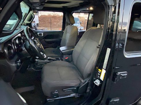 Certified 2022 Jeep Wrangler Unlimited Sport image 16