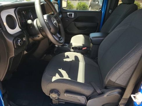 Used 2024 Jeep Wrangler Sport AWD/4WD image 15