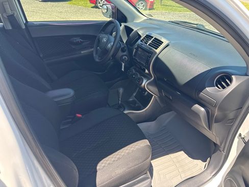 Used 2011 Scion xD FWD image 29