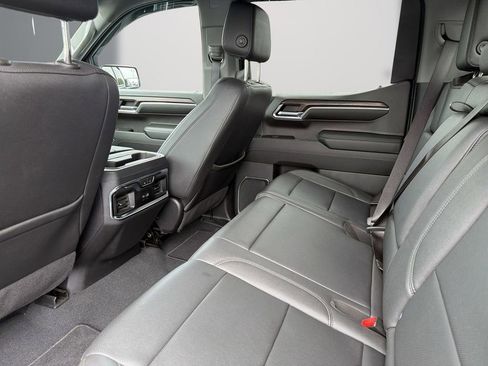 Used 2023 GMC Sierra 1500 SLT w/ SLT Premium Package AWD/4WD image 14