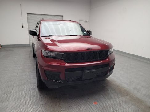 Used 2023 Jeep Grand Cherokee L Laredo AWD/4WD image 14