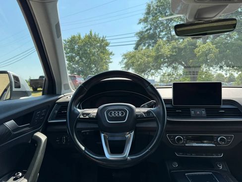 Used 2018 Audi Q5 2.0T Premium Plus w/ Premium Plus Package AWD/4WD image 18