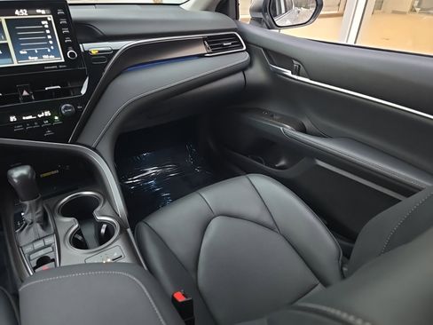 Used 2023 Toyota Camry XSE w/ Cold Weather Package image 20