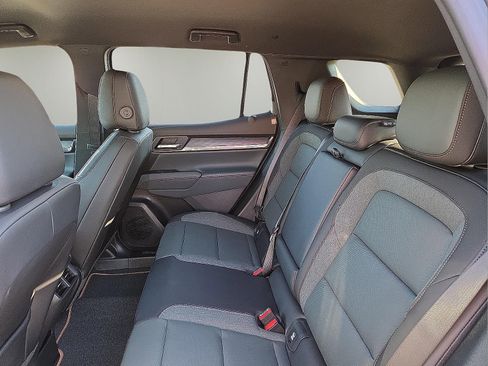 Used 2026 GMC Terrain AT4 w/ Technology Package II image 10