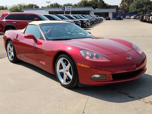 Used 2012 Chevrolet Corvette Convertible w/ 3LT Preferred Equipment Group RWD image 4