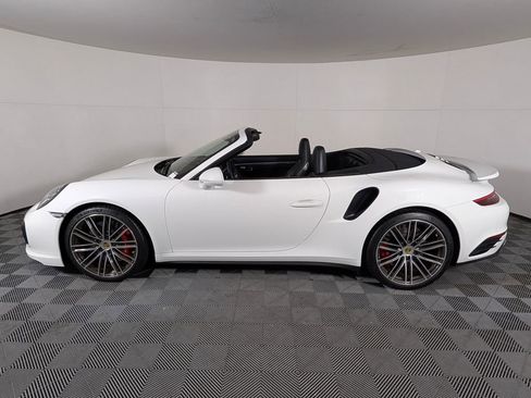 Certified 2019 Porsche 911 Turbo image 2