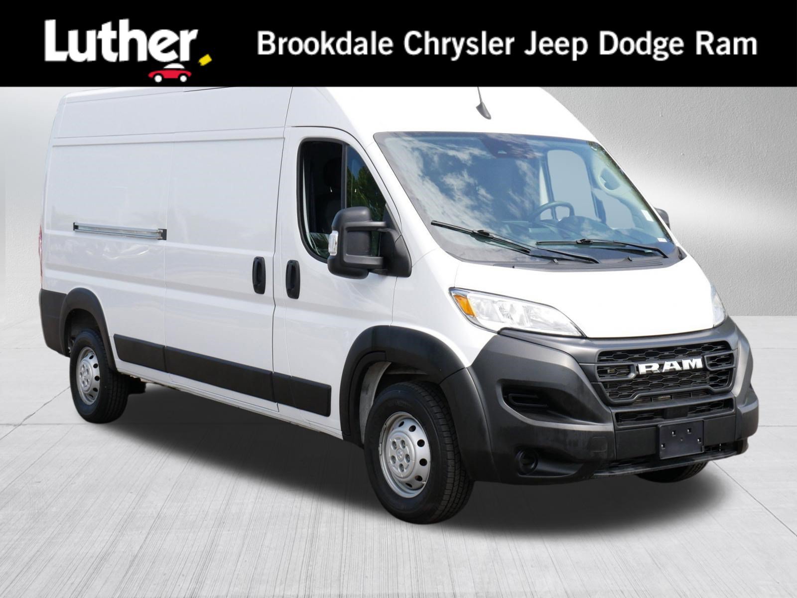 Used 2023 RAM ProMaster 2500 FWD image 1