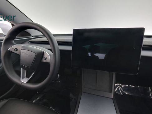 Used 2025 Tesla Model 3 Long Range AWD/4WD image 25