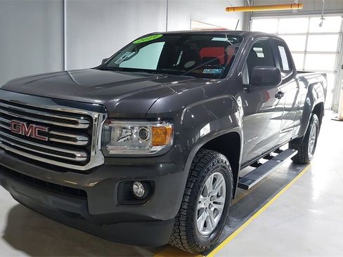 Used 2019 GMC Canyon SLE w/ SLE Convenience Package image 18