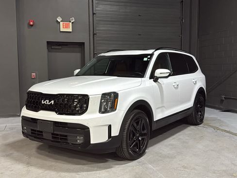 Used 2024 Kia Telluride SX Prestige X-Line AWD/4WD image 3