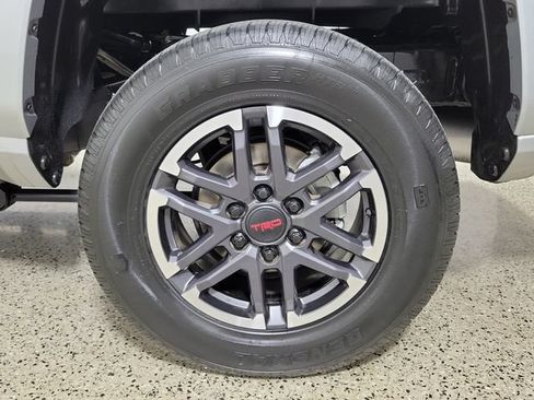 Used 2024 Toyota Tacoma TRD Sport w/ TRD Sport Upgrade Package RWD image 8