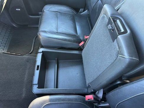 Used 2018 Chevrolet Silverado 1500 LT w/ LPO, Black Pack AWD/4WD image 19