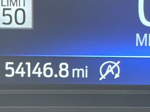 Used 2020 Ford Explorer XLT w/ Equipment Group 202A image 32