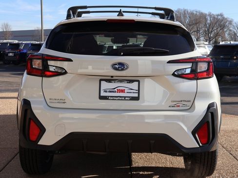 Used 2024 Subaru Crosstrek 2.0i Premium image 5