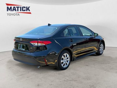Used 2023 Toyota Corolla LE w/ Carpet Mat Package (TMS) FWD image 7