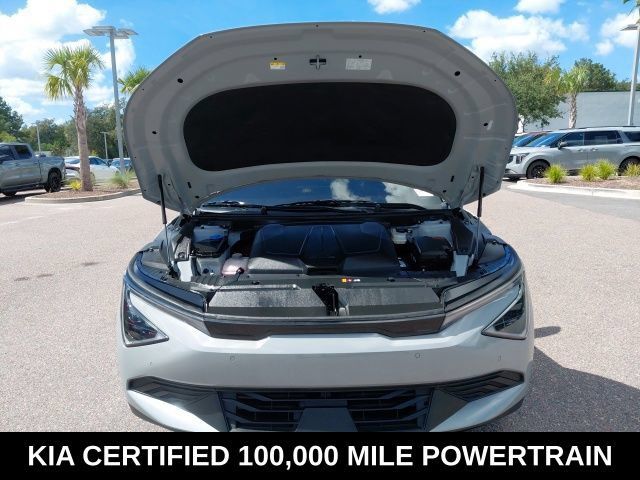 Certified 2025 Kia EV6 Light RWD image 9