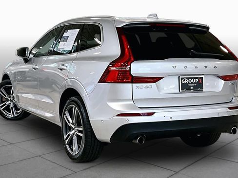 Used 2019 Volvo XC60 T6 Momentum w/ Advanced Package AWD/4WD image 12