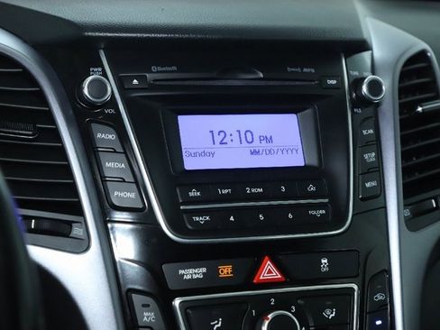 Used 2014 Hyundai Elantra GT w/ Option Group 02 image 25