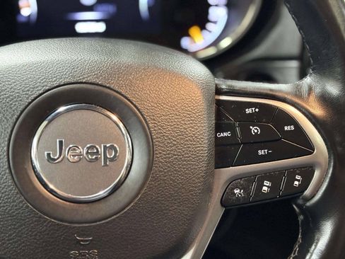 Used 2019 Jeep Grand Cherokee High Altitude AWD/4WD image 36