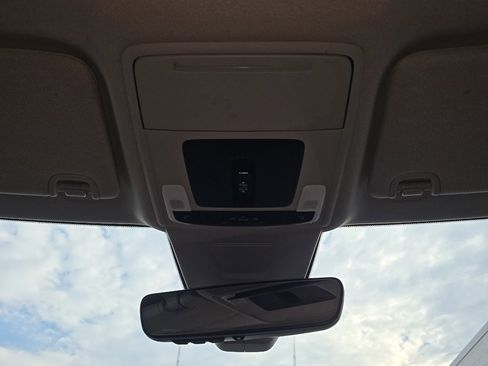 Used 2022 Honda Civic Touring image 27