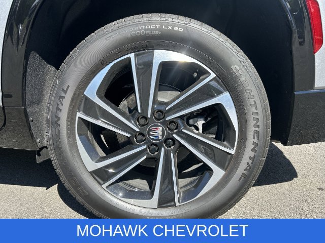 Used 2025 Buick Enclave Sport Touring w/ Power Package AWD/4WD image 34