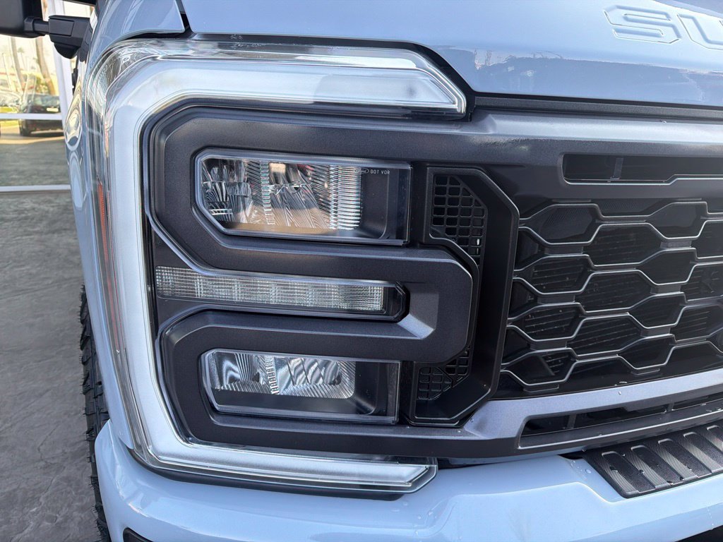 Used 2024 Ford F250 Lariat w/ Lariat Ultimate Package AWD/4WD image 5