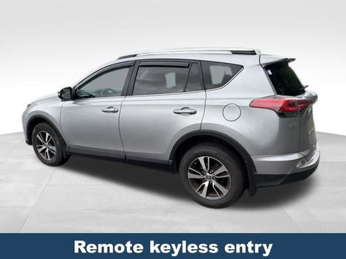 Used 2016 Toyota RAV4 XLE FWD image 5