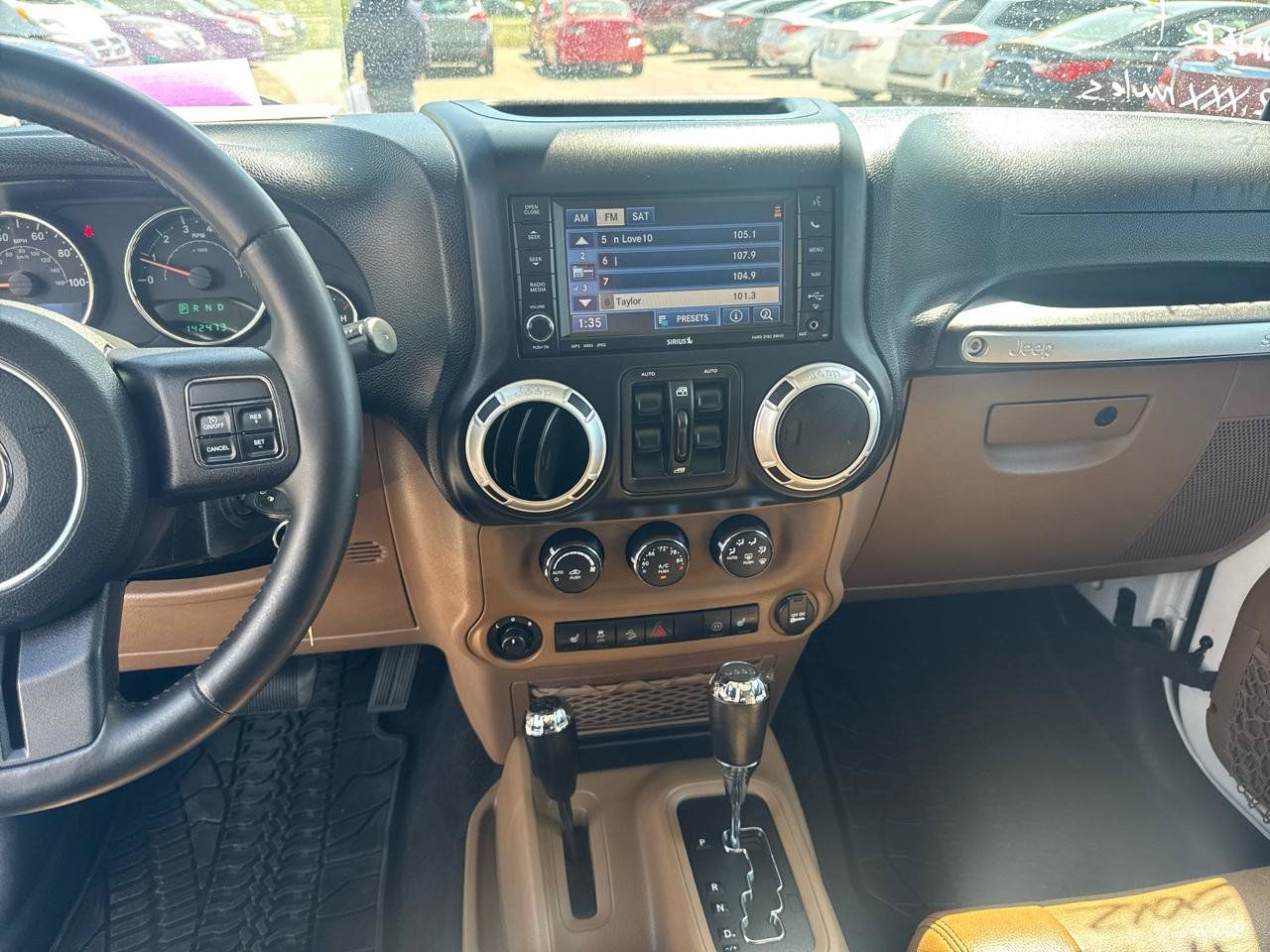 Used 2012 Jeep Wrangler Unlimited Sahara w/ Dual Top Group AWD/4WD image 10