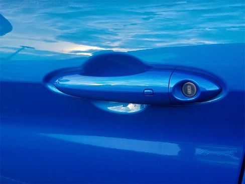 Used 2022 Alfa Romeo Giulia Veloce image 6