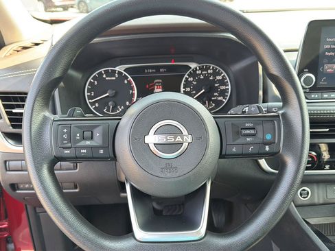 Used 2023 Nissan Rogue SV AWD/4WD image 20