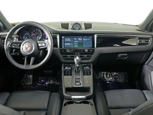 Certified 2023 Porsche Macan Turbo AWD/4WD image 22