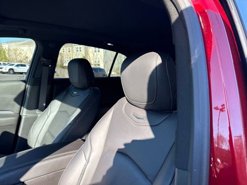 Certified 2024 Cadillac XT4 Premium Luxury w/ Cold Weather Package image 2