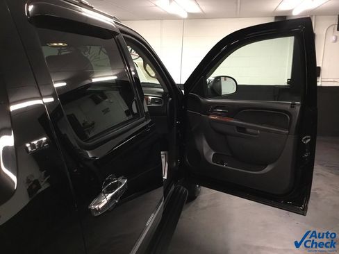 Used 2012 Chevrolet Avalanche LTZ image 41