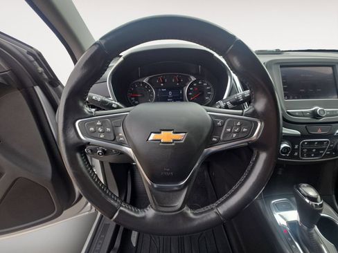 Used 2021 Chevrolet Equinox LT AWD/4WD image 13