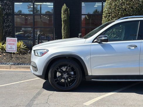 Used 2020 Mercedes-Benz GLE 350 4MATIC w/ Premium Package image 10