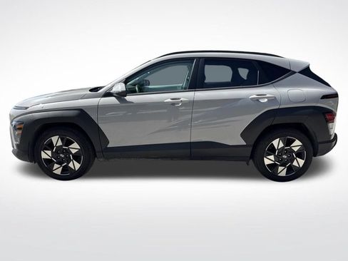 Used 2024 Hyundai Kona SEL FWD image 8