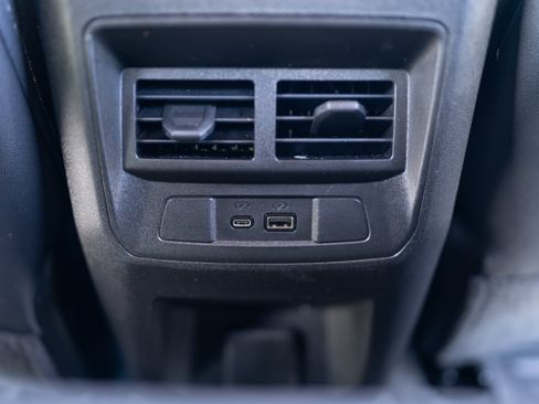 Used 2024 GMC Canyon AT4X AWD/4WD image 10