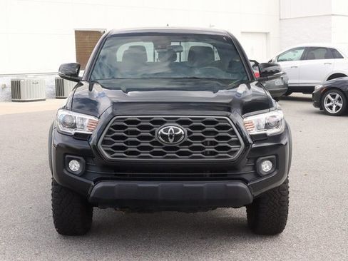 Used 2023 Toyota Tacoma TRD Off-Road image 2