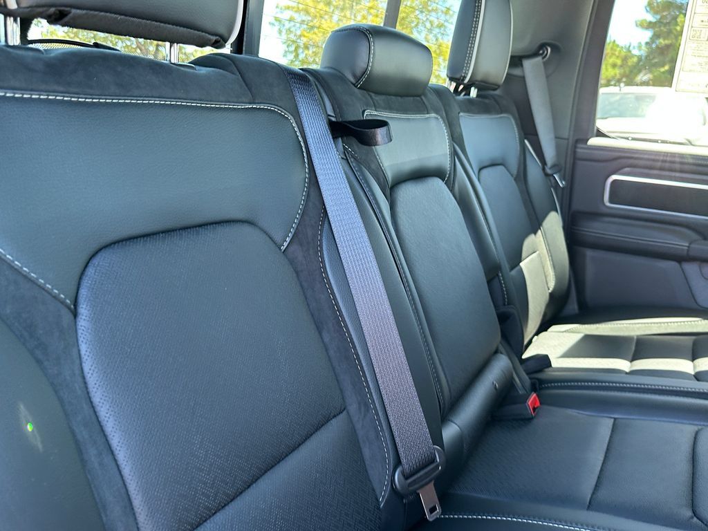 New 2026 RAM 1500 Laramie w/ Laramie Preferred Package AWD/4WD image 18