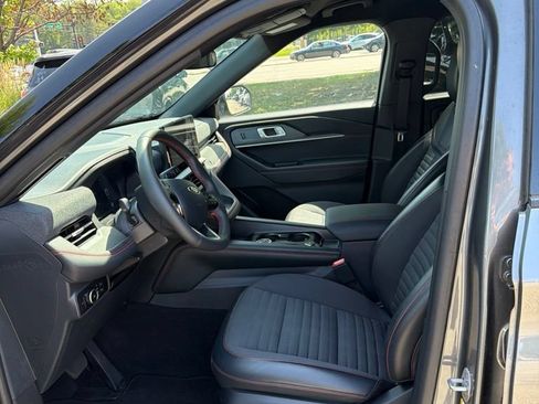 Used 2026 Ford Explorer ST-Line AWD/4WD image 15