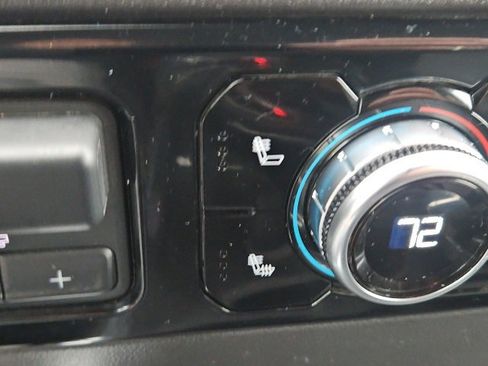 Used 2025 GMC Sierra 1500 Elevation image 30