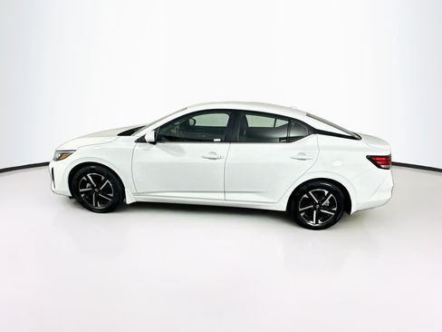Used 2025 Nissan Sentra SV FWD image 4