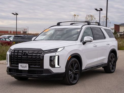 Certified 2025 Hyundai Palisade XRT image 3