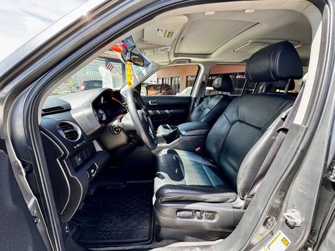 Used 2010 Honda Pilot EX-L image 9