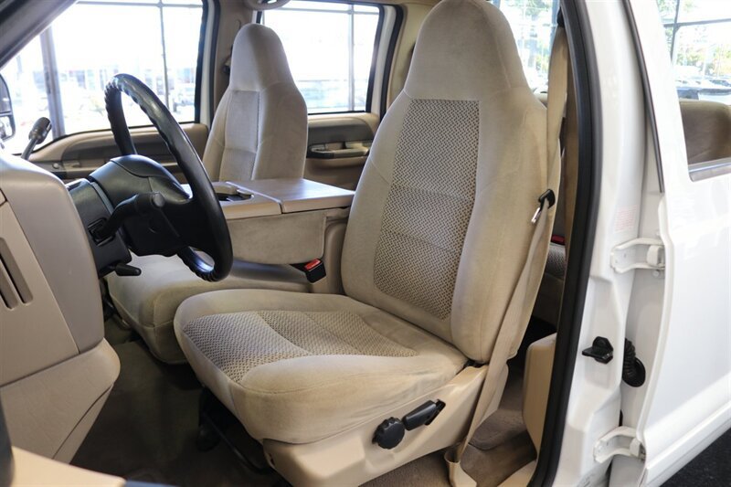 Used 2001 Ford F350 XLT AWD/4WD image 16