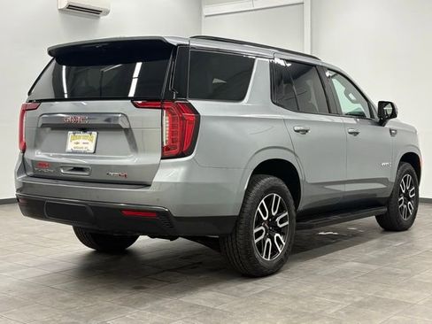 Used 2024 GMC Yukon AT4 w/ Technology Package image 2